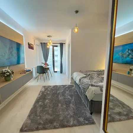 Luxury Studio Apartment Relax In Style-3